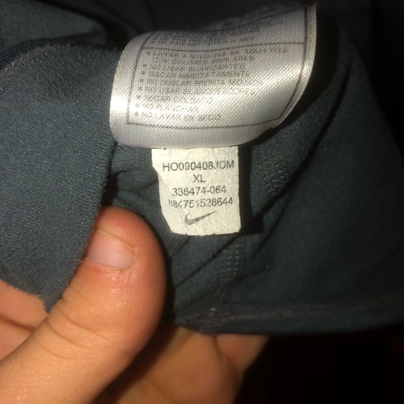 Nike Pro Therma-FIT Women's Long-Sleeve Top - Picture 5 of 7